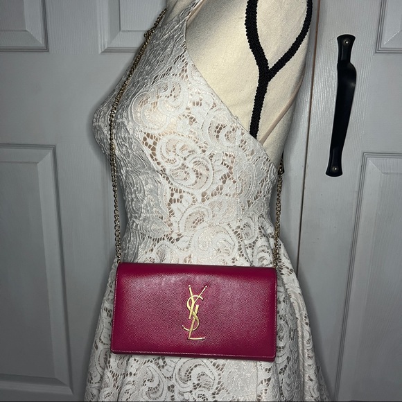 Saint Laurent Monogram WOC - Picture 14 of 14